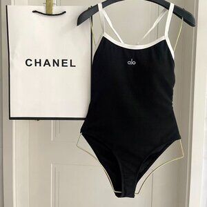 Alo Yoga Black and White Color Block Bodysuit | Backless Halter Bodysuit, Size S